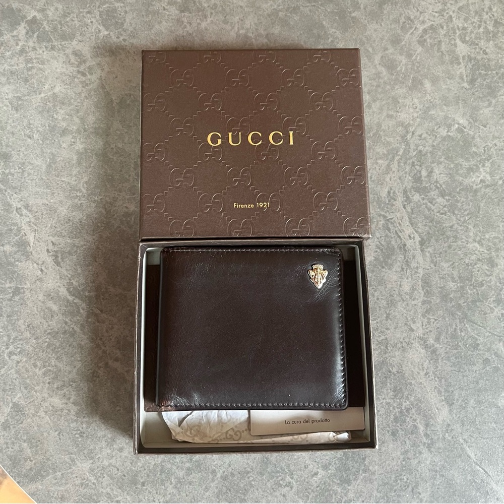 Used men's GUCCI wallet